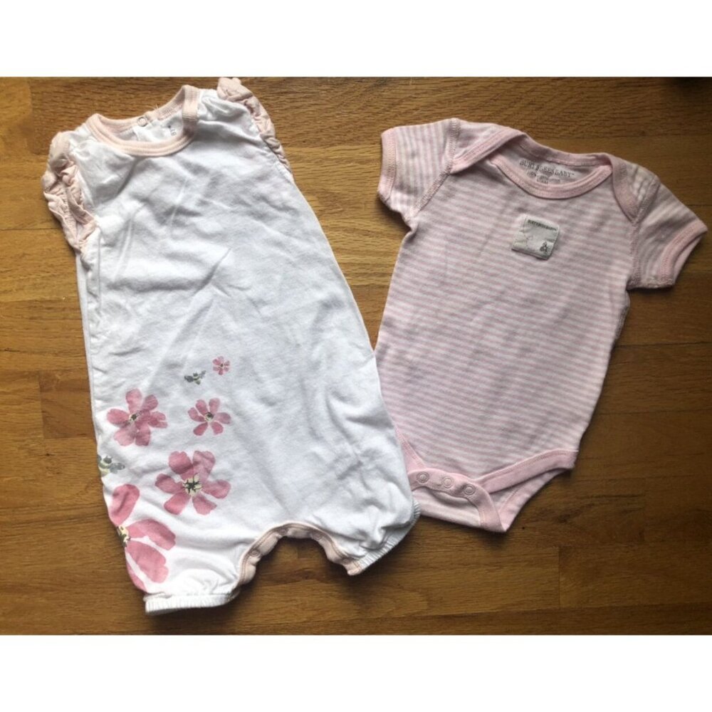 Burts Bees Size 3-6M Onesie & Romper Bubbles
